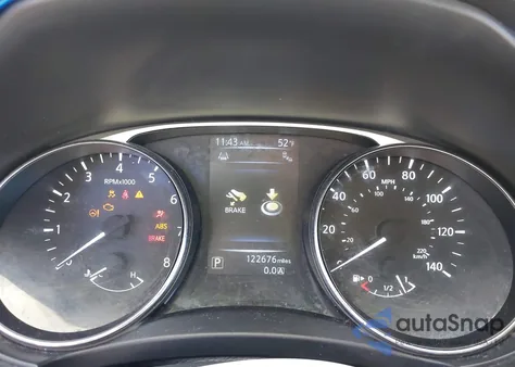 2015 Nissan Rogue Sv z USA, uszkodzony, nr VIN 5N1AT2MV4FC847359